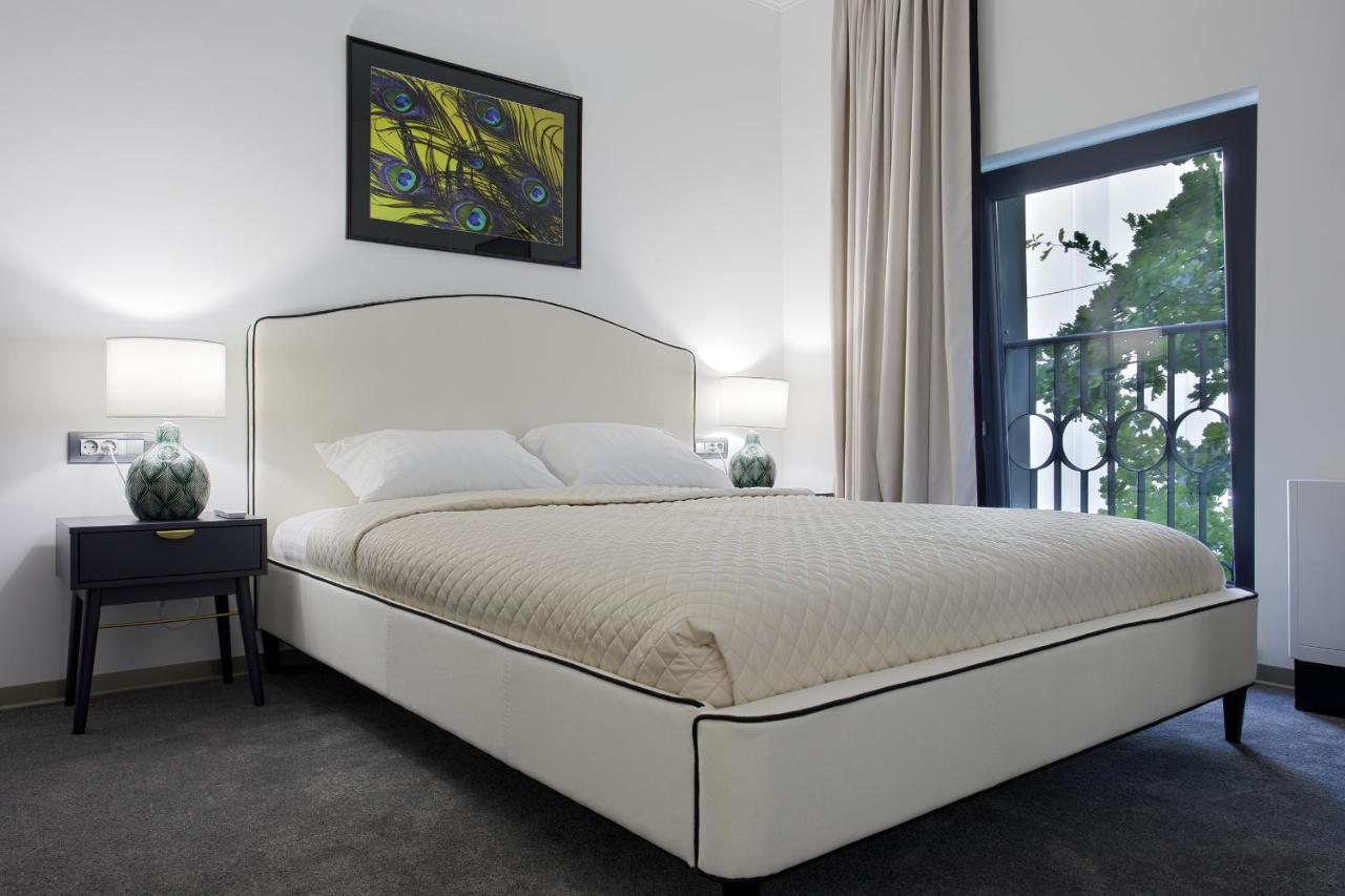 קלוז'-נאפוקה The Square Hotel מראה חיצוני תמונה